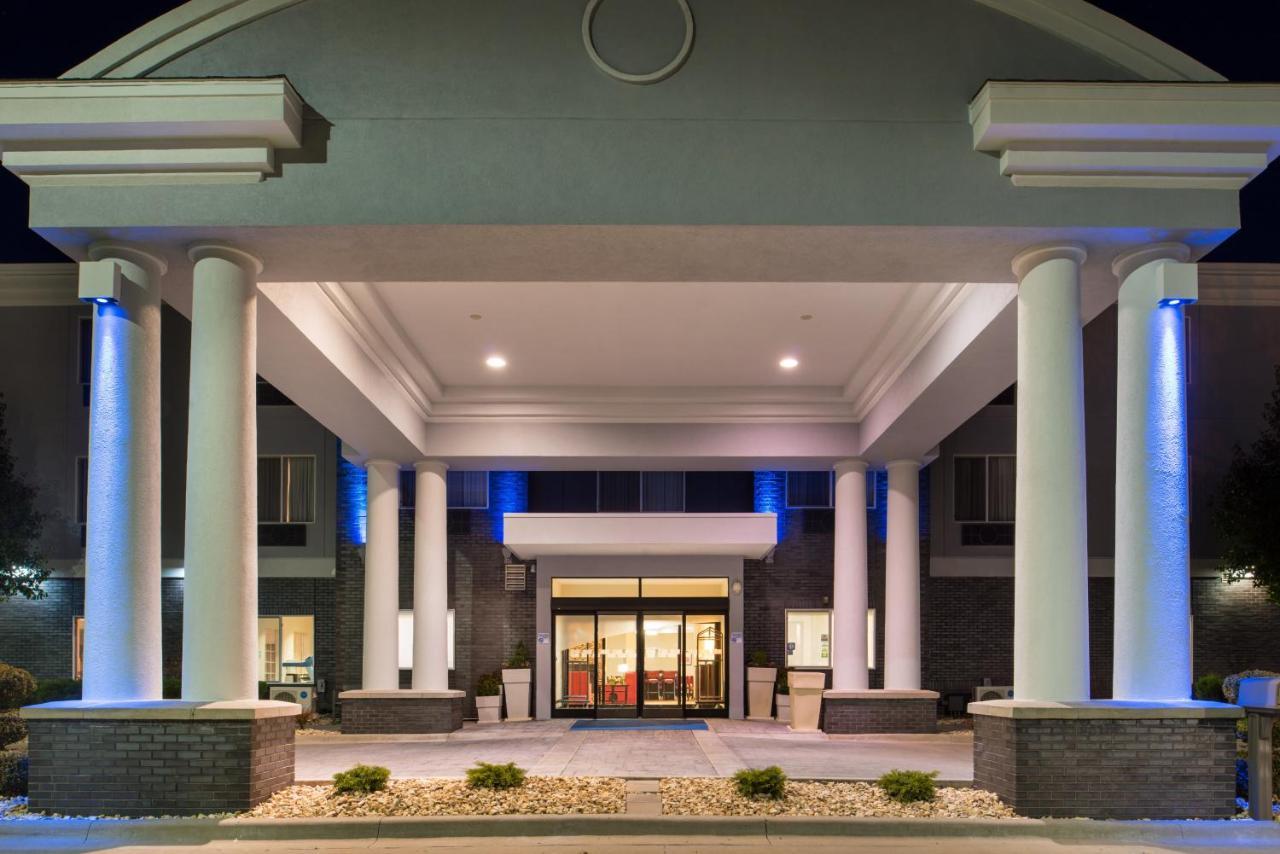 Holiday Inn Express & Suites Pittsburg By Ihg Exterior foto
