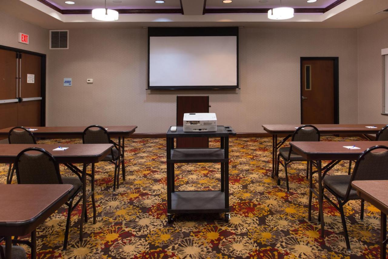 Holiday Inn Express & Suites Pittsburg By Ihg Exterior foto