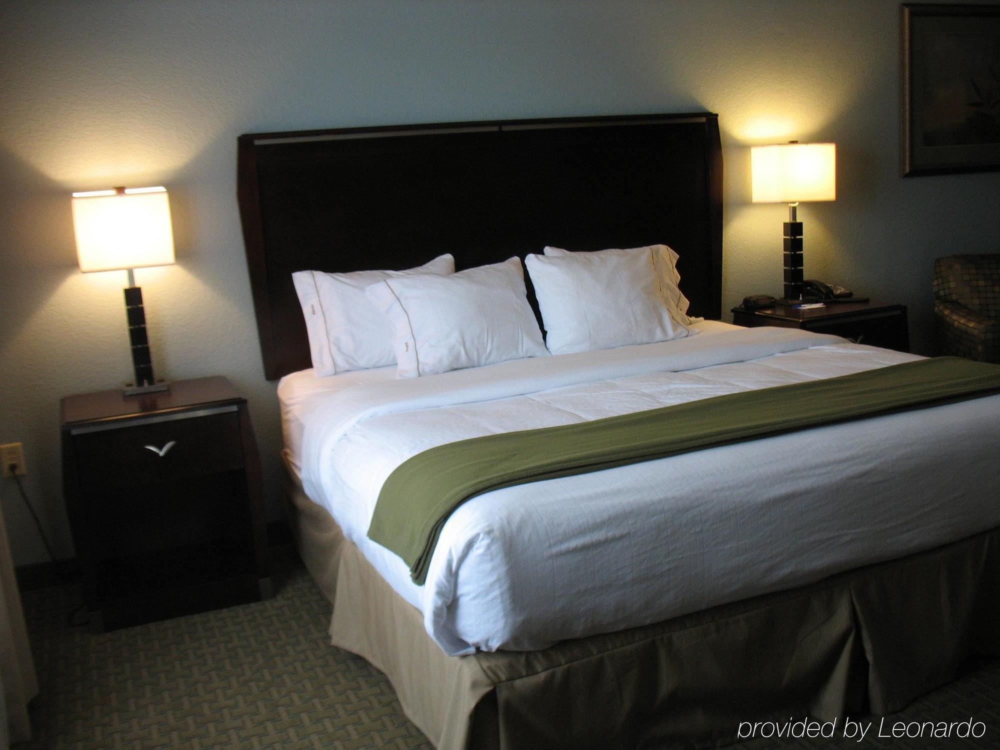 Holiday Inn Express & Suites Pittsburg By Ihg Zimmer foto
